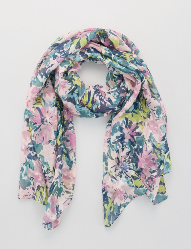 Laid Goods Front View