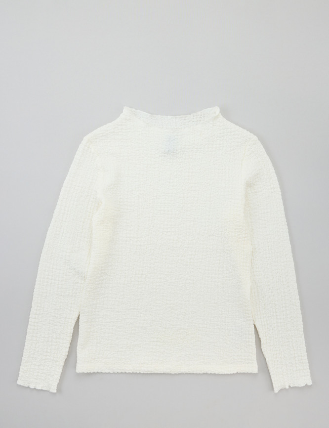 Laid Goods Front View