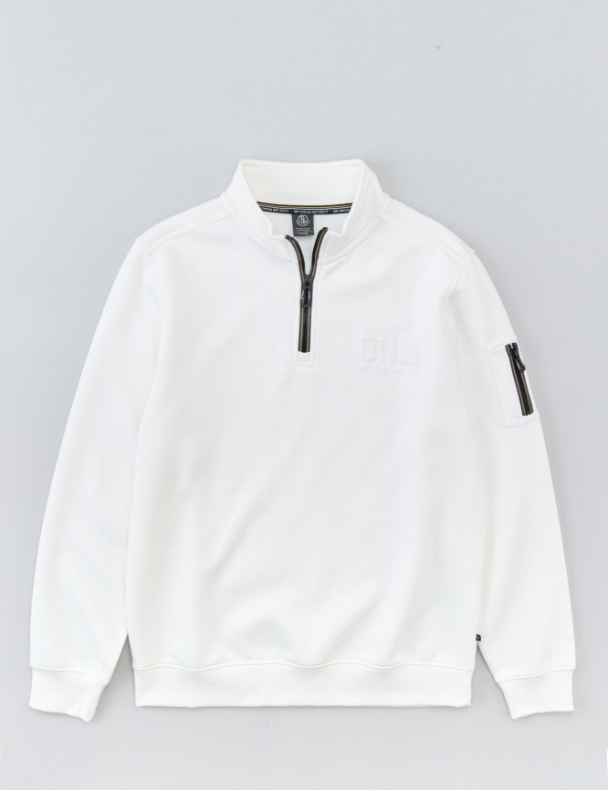 Laid Goods Front View