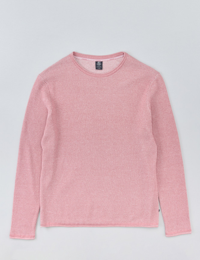 Laid Goods Front View