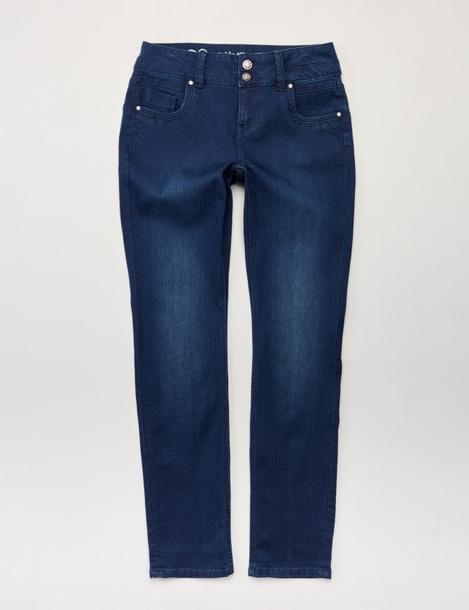 Laid Goods Front View