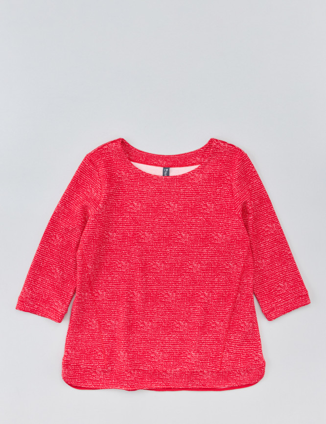 Laid Goods Front View