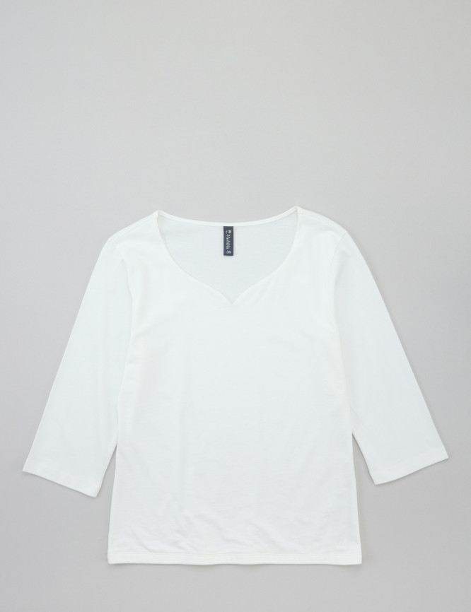 Laid Goods Front View