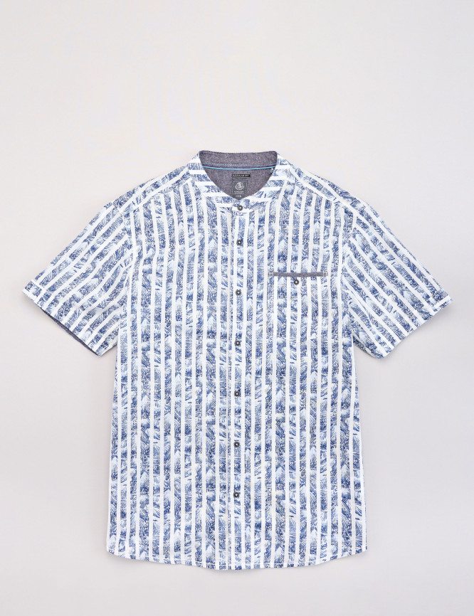 Laid Goods Front View