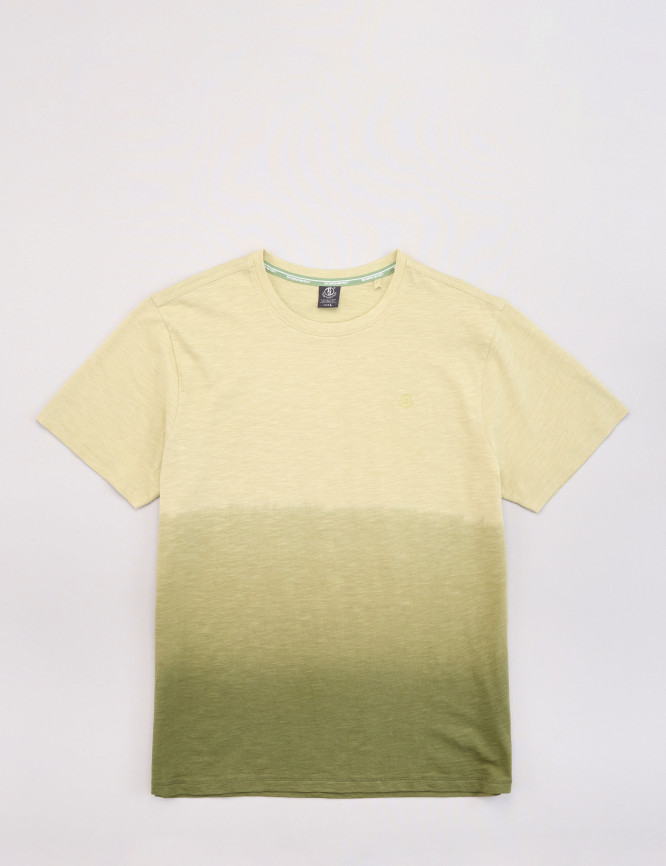 Laid Goods Front View