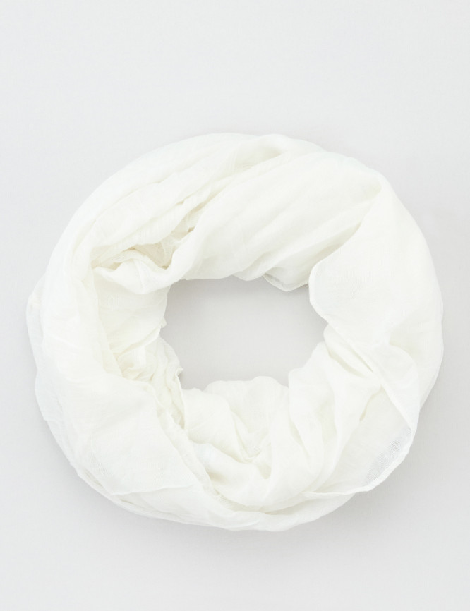 Laid Goods Front View