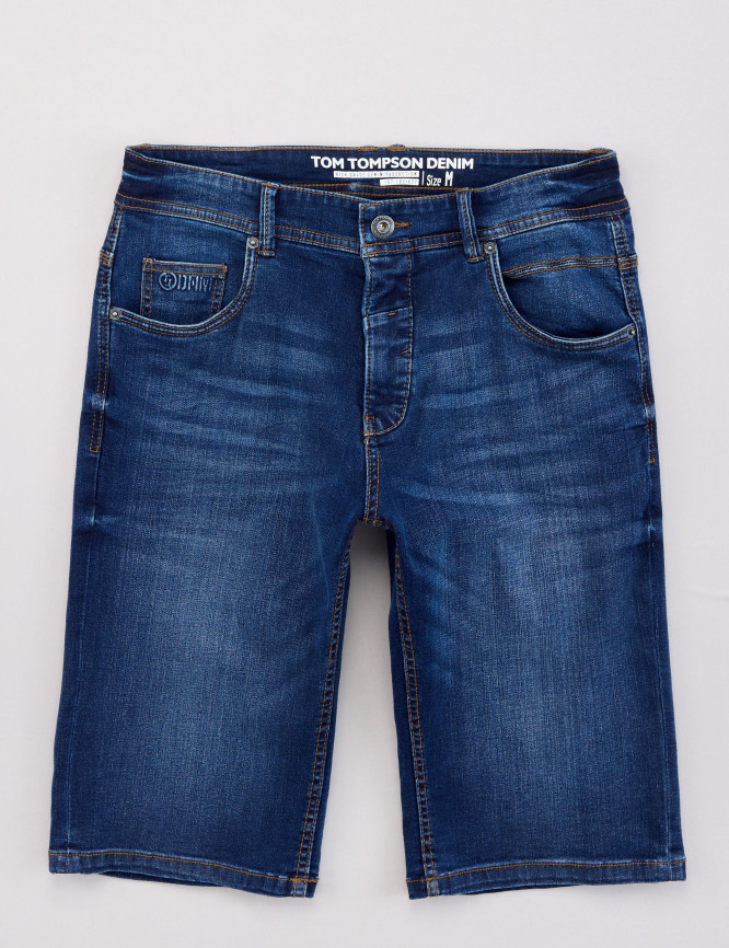 Laid Goods Front View