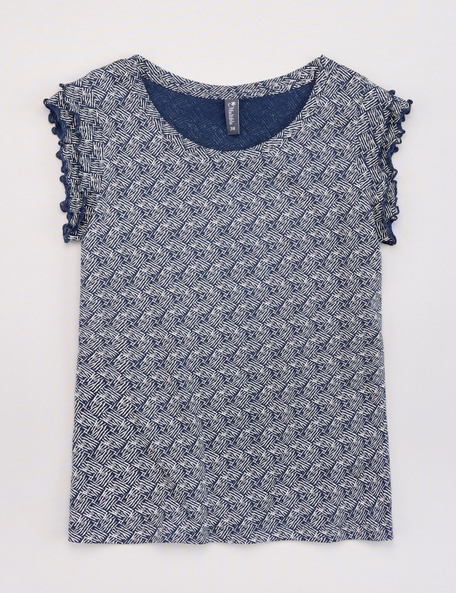 Laid Goods Front View