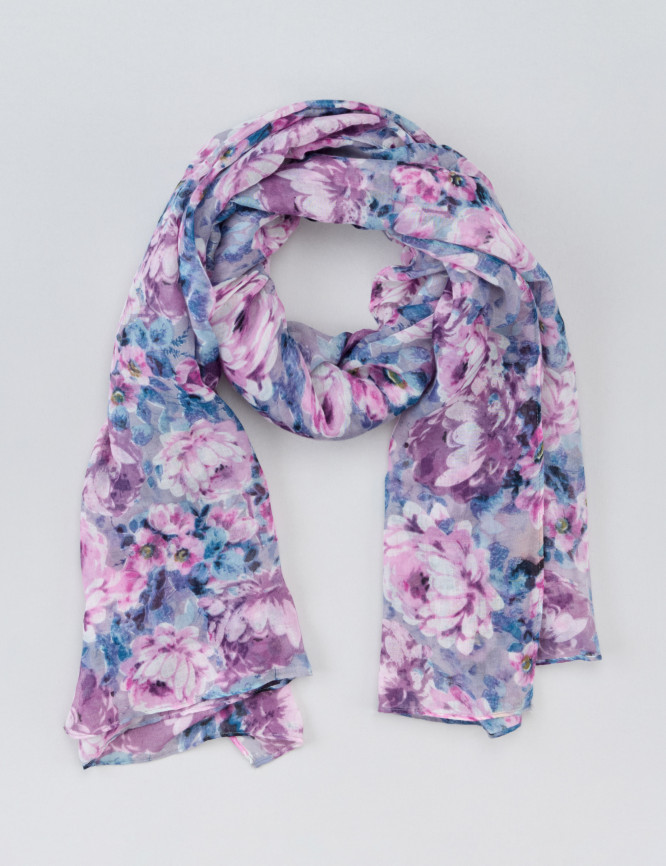 Laid Goods Front View