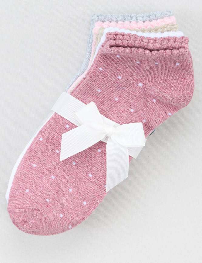 Laid Goods Front View