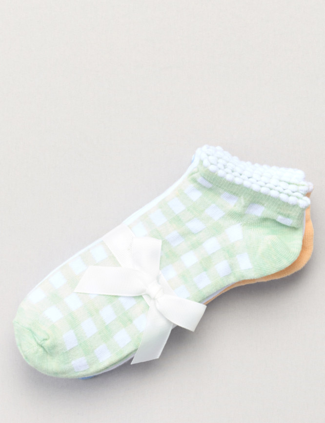 Laid Goods Front View