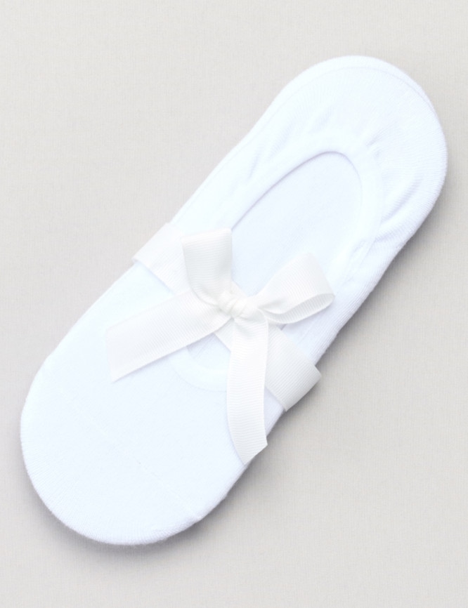 Laid Goods Front View