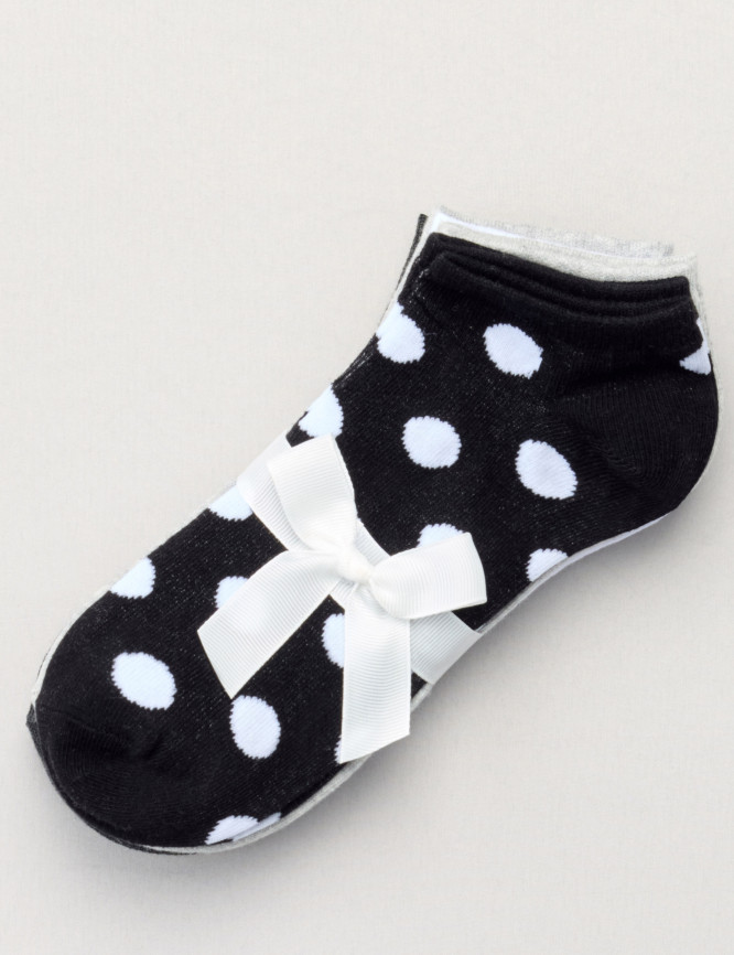 Laid Goods Front View