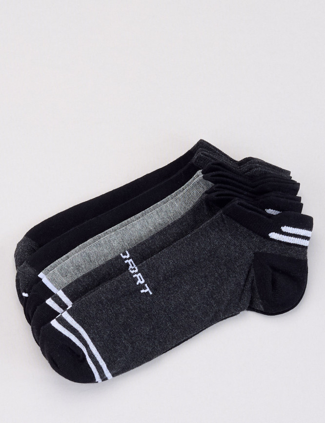 Laid Goods Front View