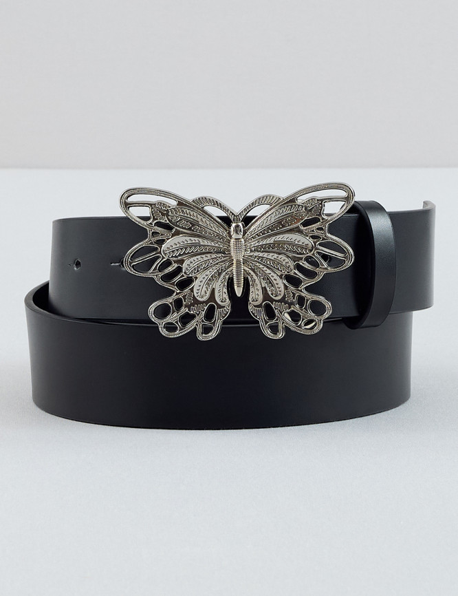 Laid Goods Front View