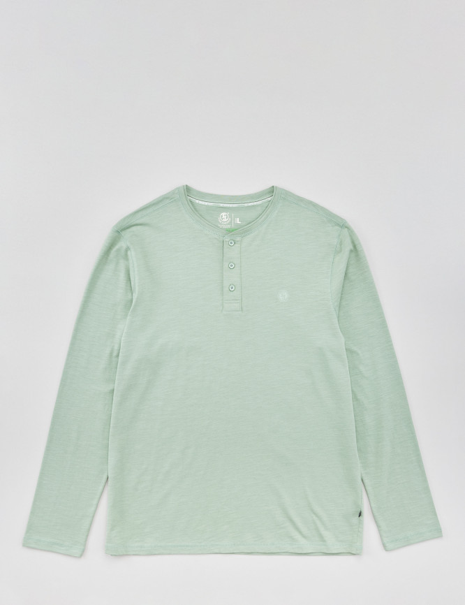 Laid Goods Front View