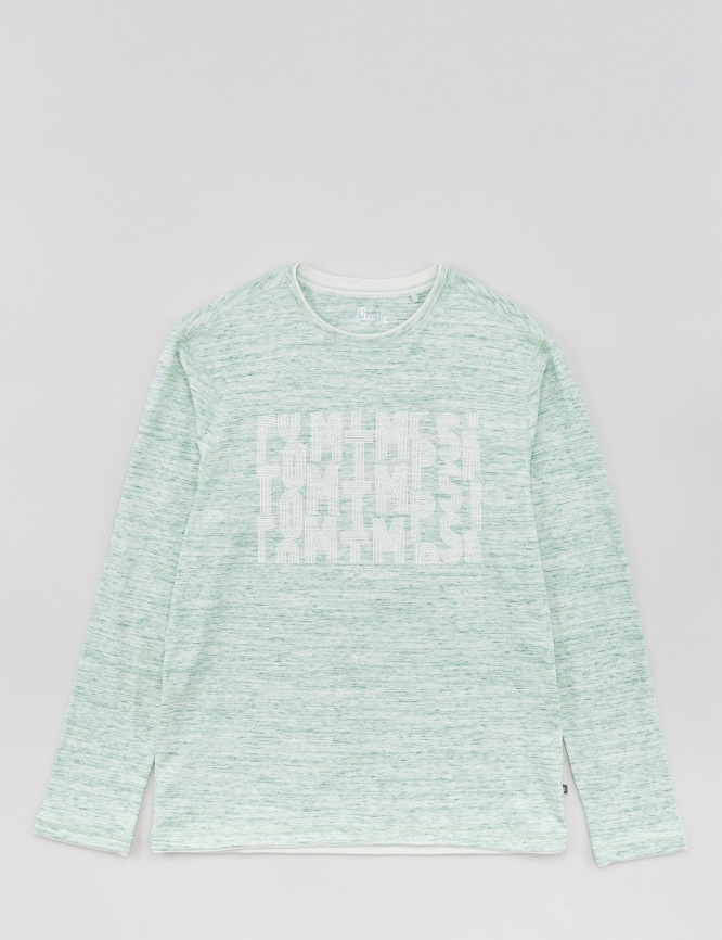 Laid Goods Front View