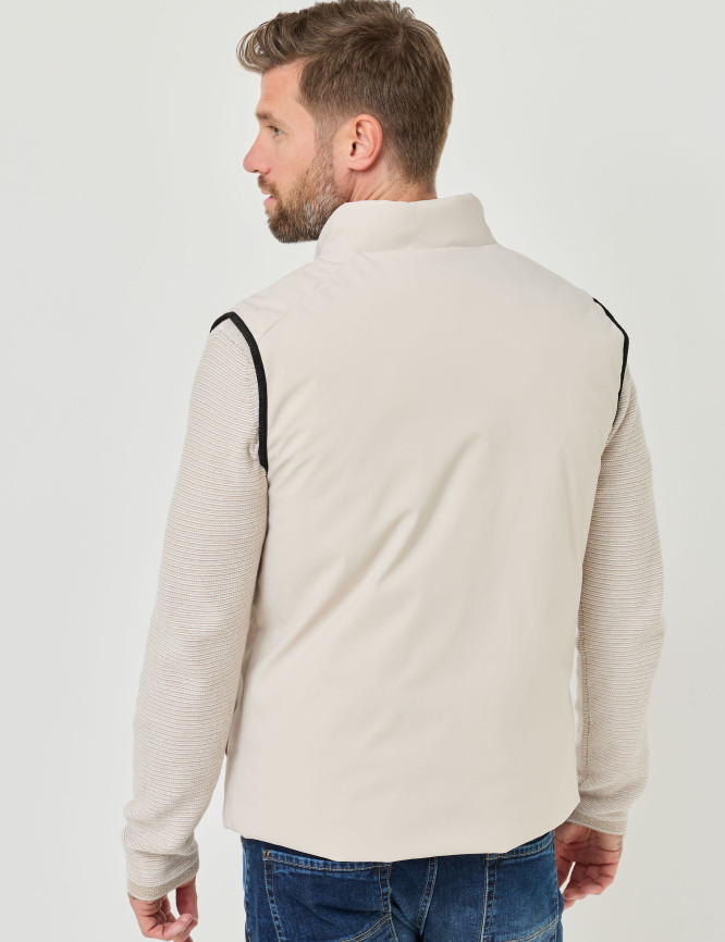 Model Back View