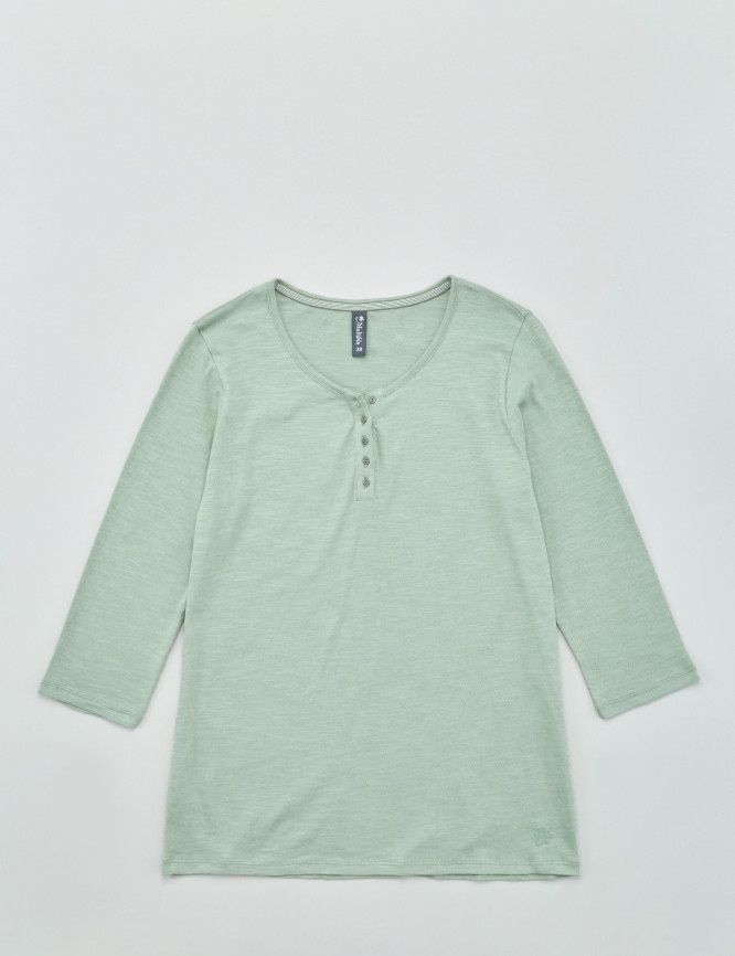 Laid Goods Front View