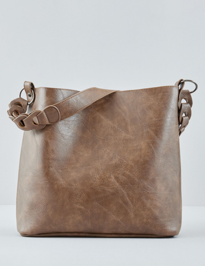 Laid Goods Front View