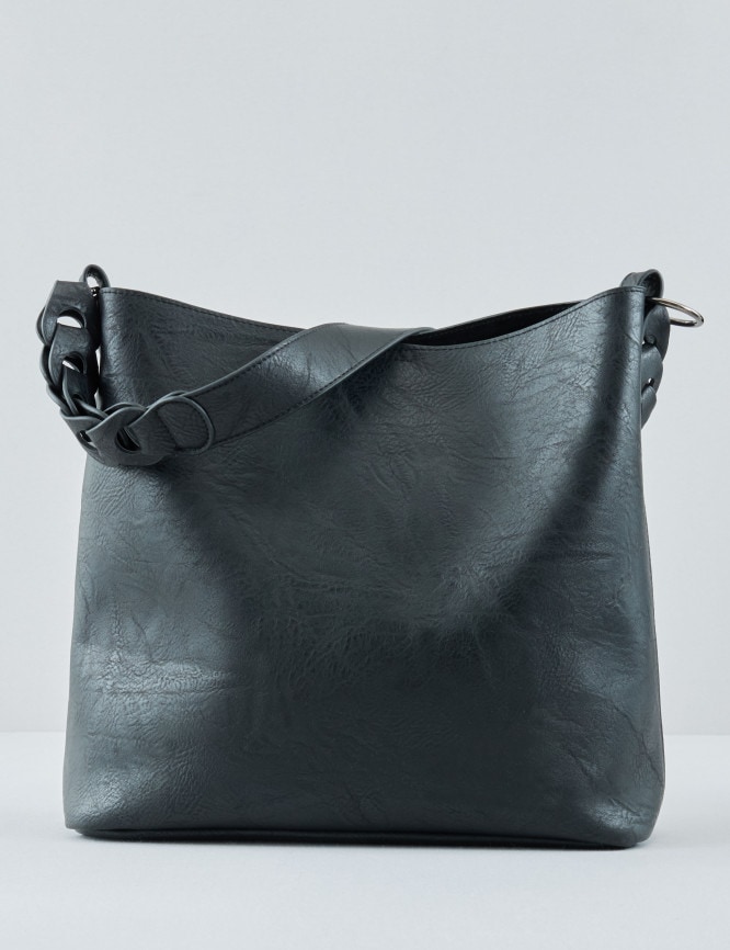 Laid Goods Front View