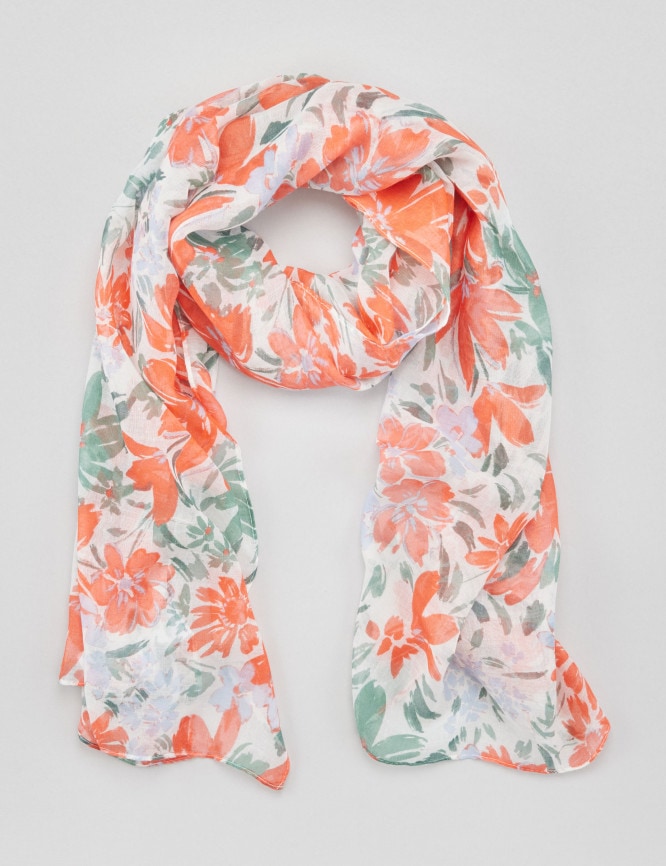 Laid Goods Front View