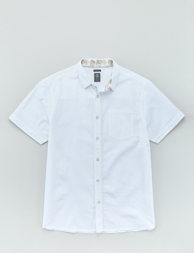 Laid Goods Front View