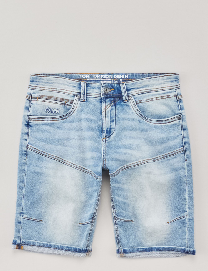 Laid Goods Front View