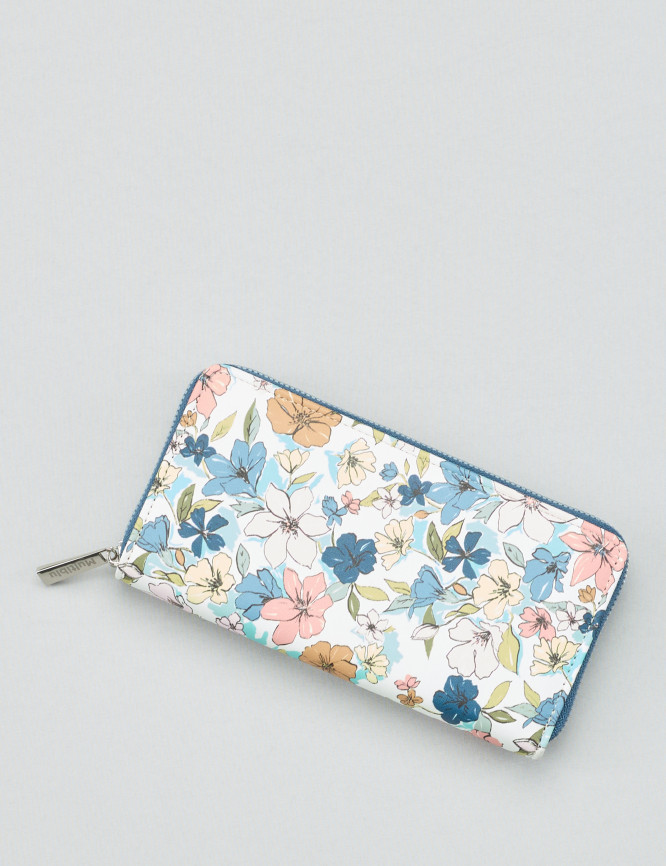 Laid Goods Front View