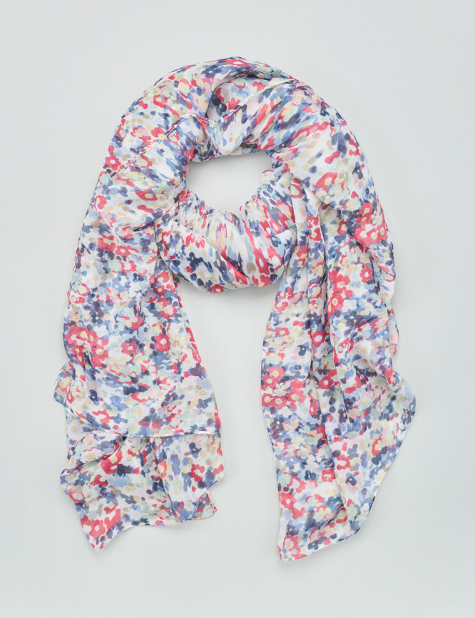 Laid Goods Front View