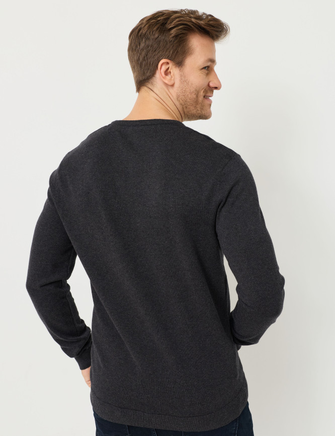 Model Back View