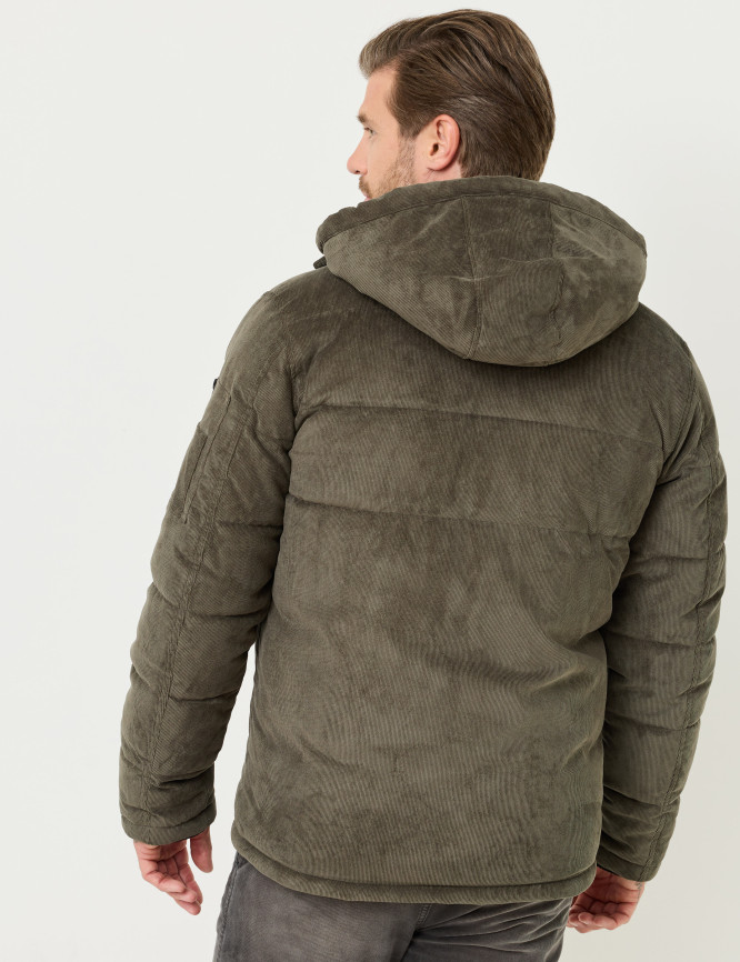 Model Back View