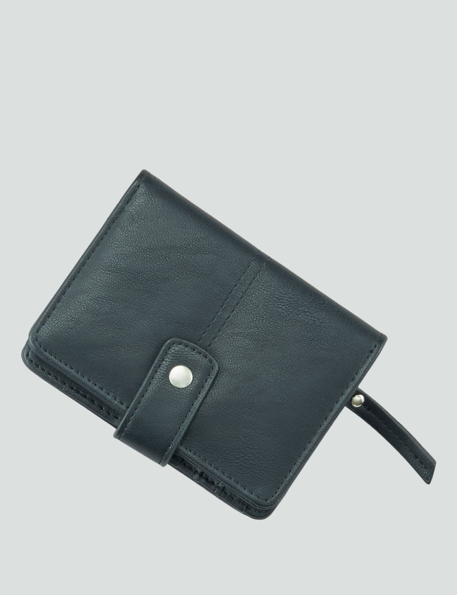 Laid Goods Front View