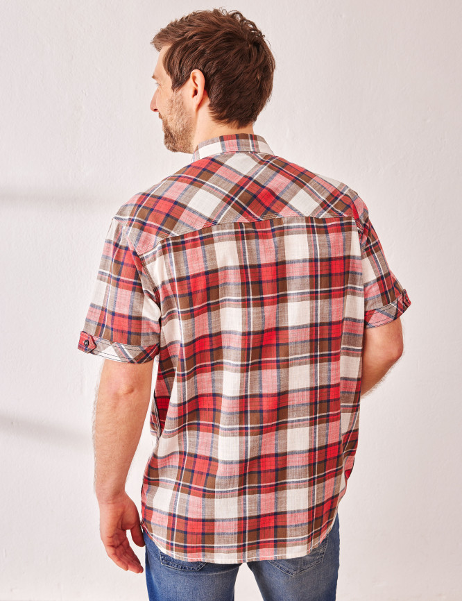 Model Back View