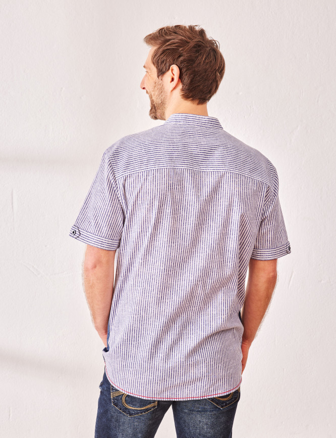Model Back View