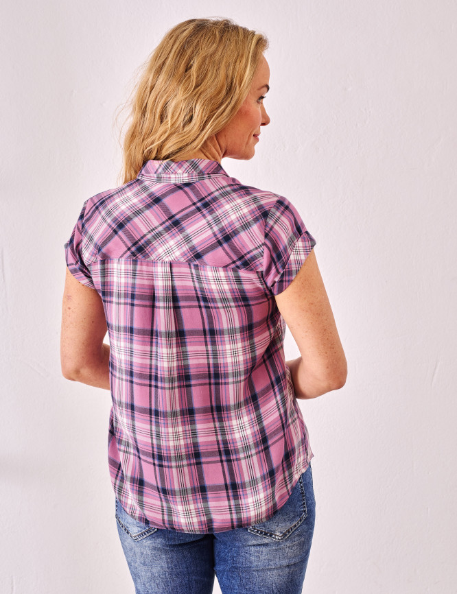 Model Back View