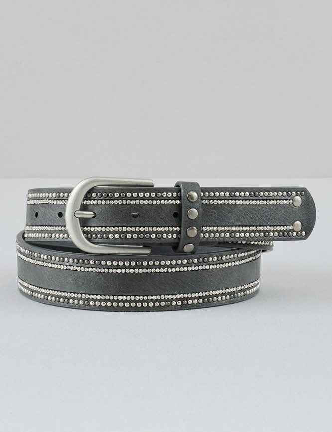 Laid Goods Front View